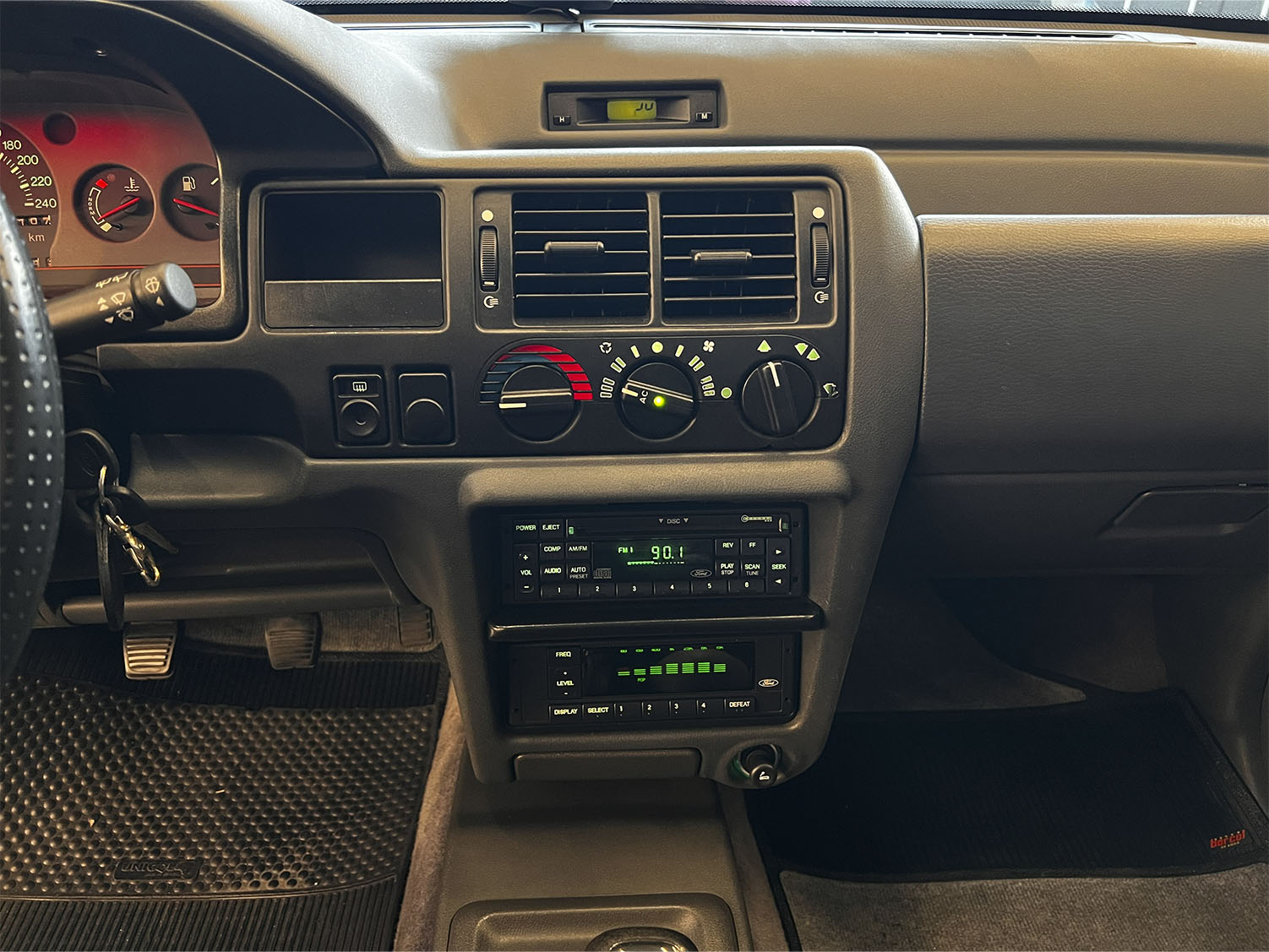 Ford Escort XR3_0003_IMG_6449