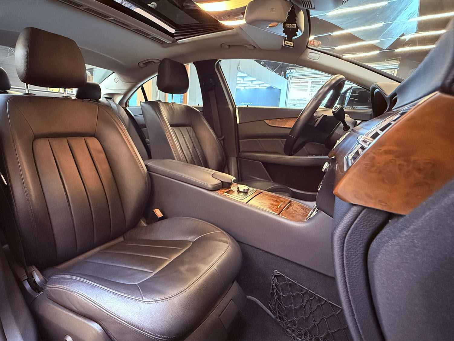 Mercedes-benz-CLS_0008_IMG_5413