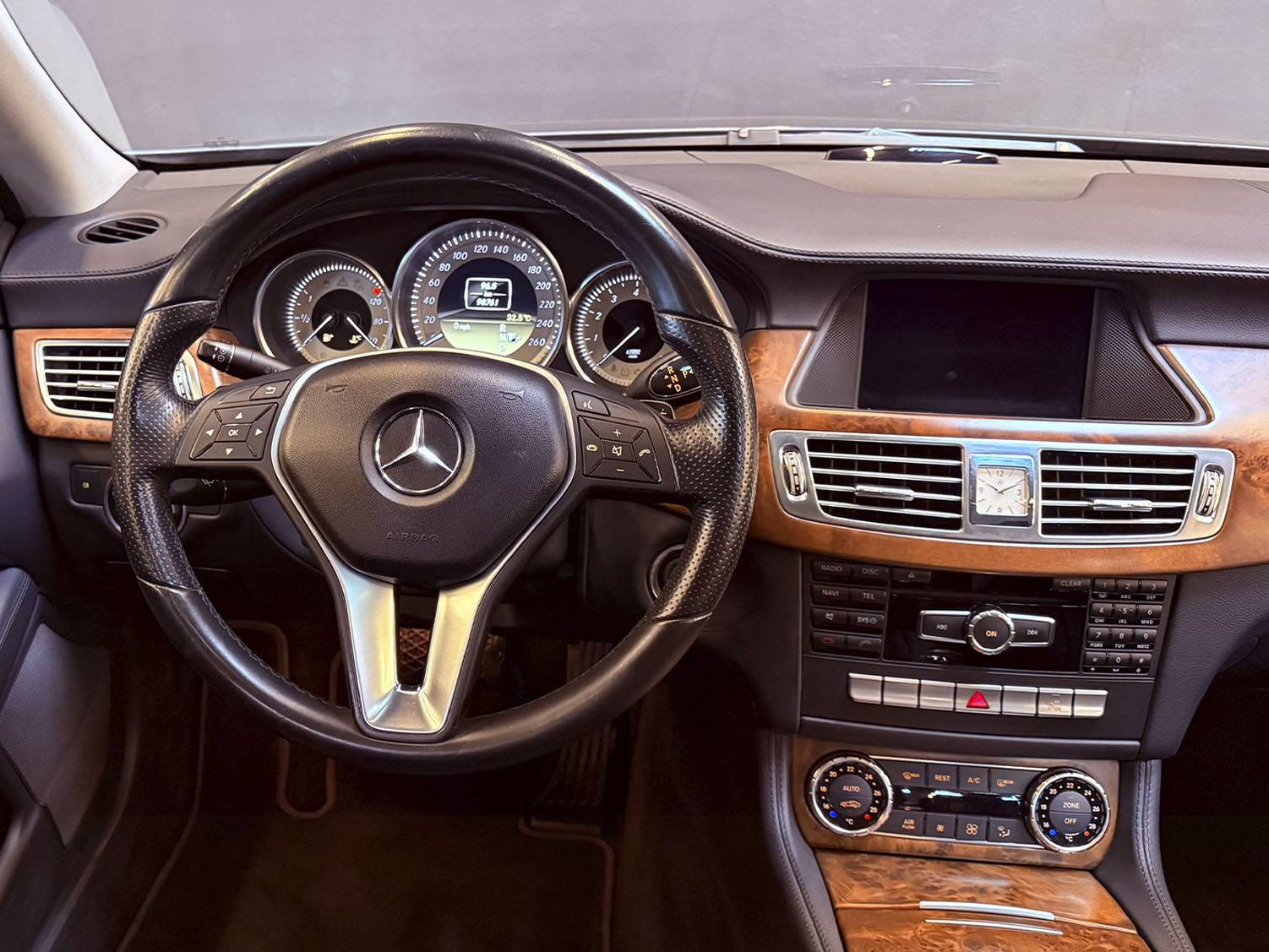 Mercedes-benz-CLS_0010_Remover edições da ferramenta